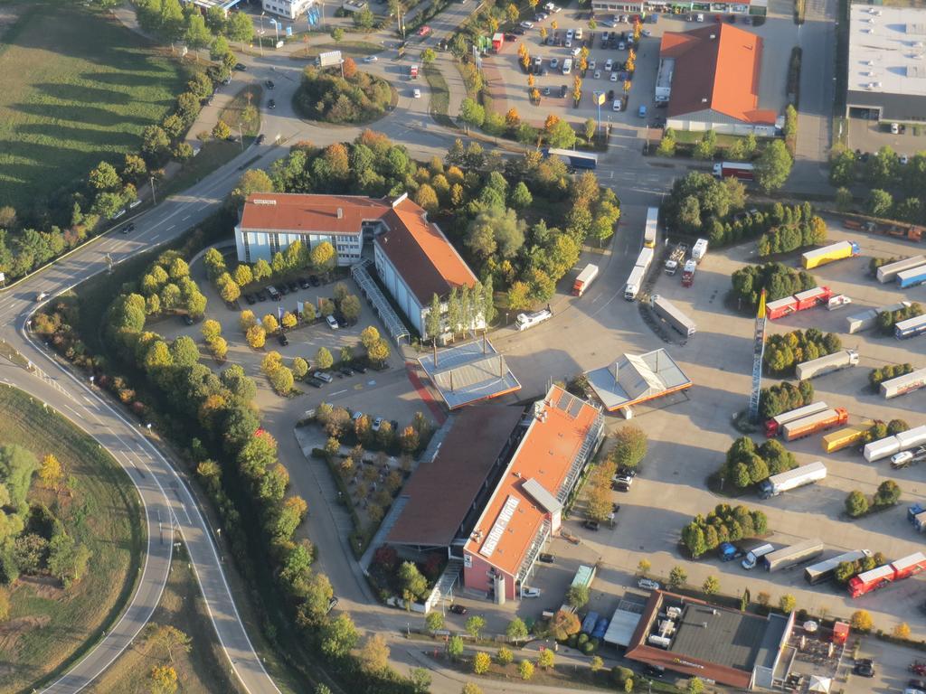 Hotel Woerth Wörth an der Isar Esterno foto